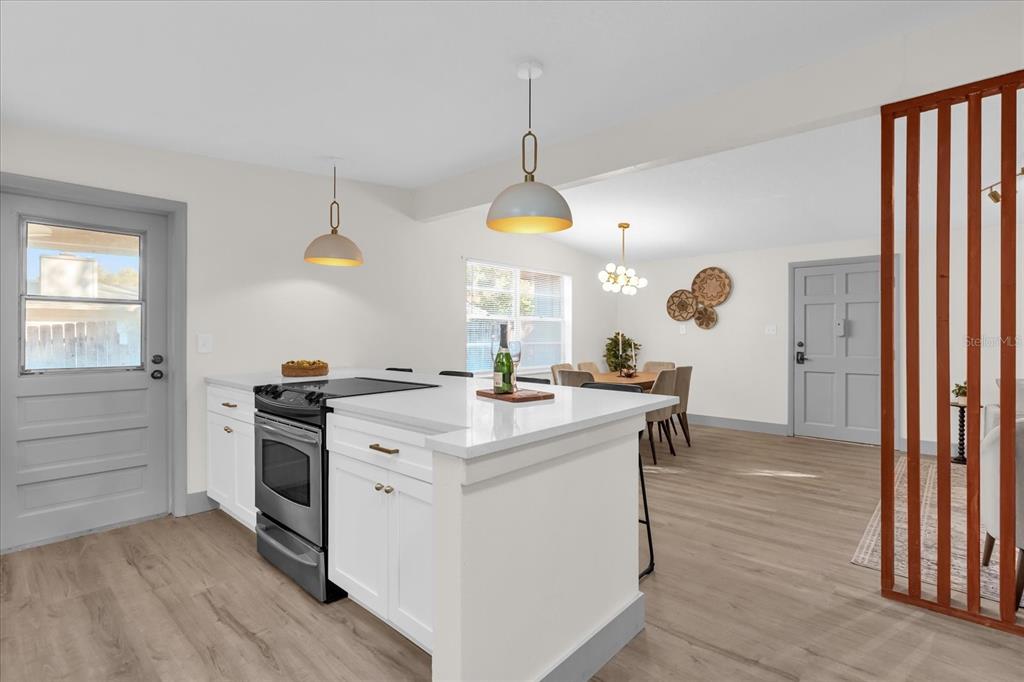 409 Oakhurst Street Altamonte Springs, FL 32701 - Photo 10 of 28