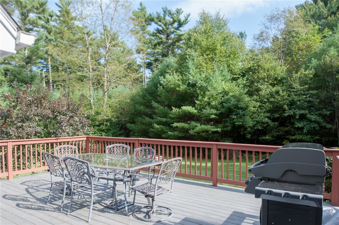 10 Gentry Farms Road Coventry, RI 02816 - Photo 8 of 37