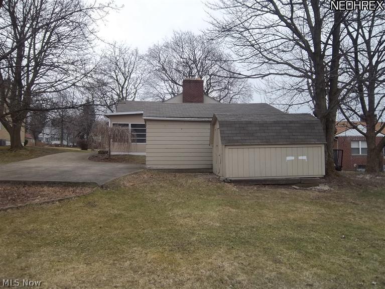 833 East Waterloo Road Akron, OH 44306 - Photo 4 of 24
