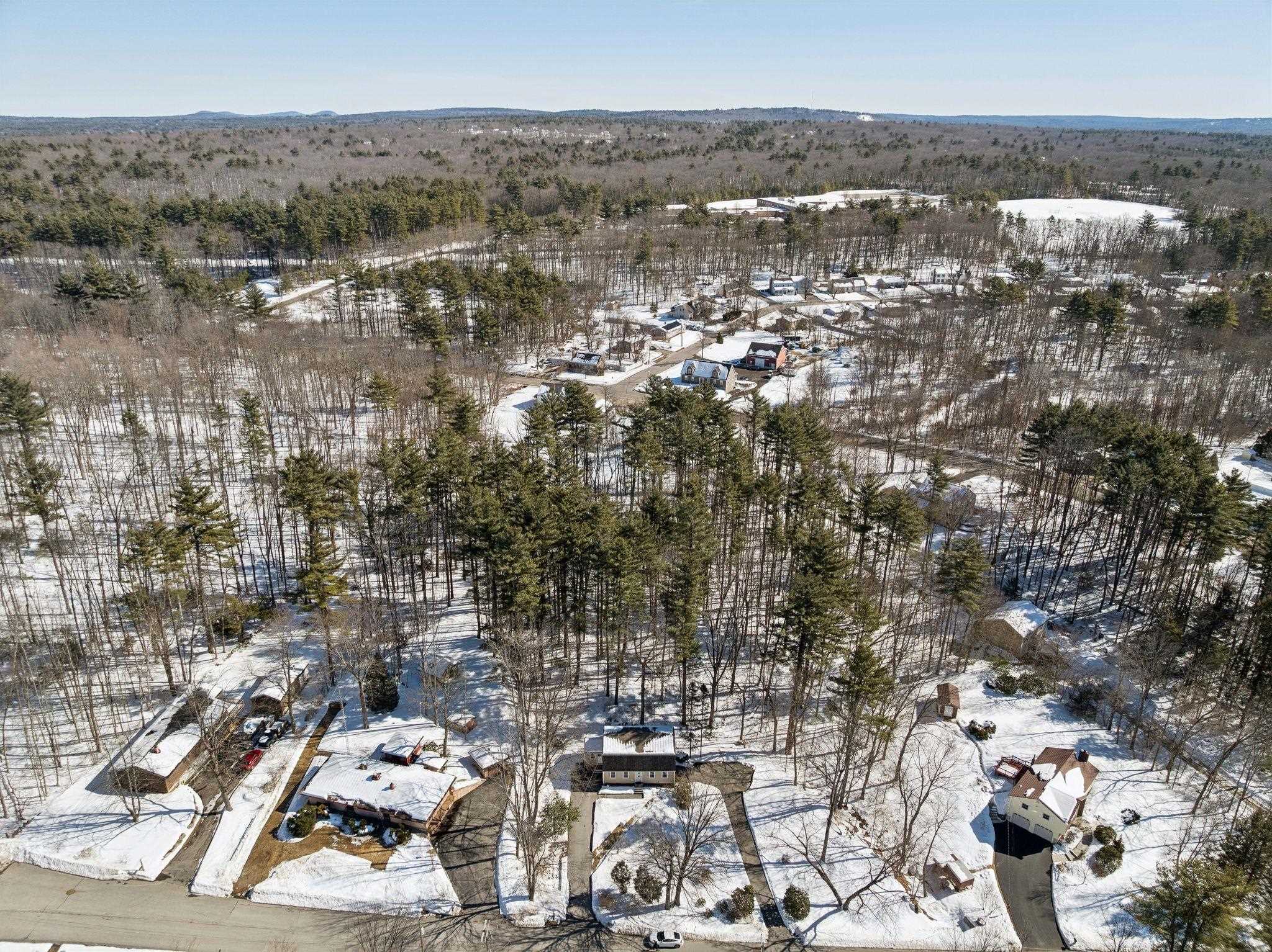 9 Berry Hill Road Hooksett, NH 03106 - Photo 28 of 31