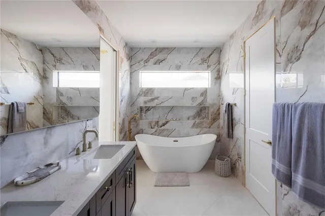 $7,500 | 4522 Palmyra Street, Unit A, New Orleans, LA 70119