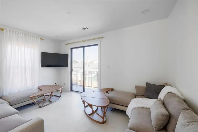 $7,500 | 4522 Palmyra Street, Unit A, New Orleans, LA 70119