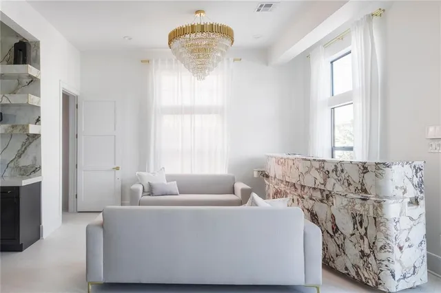 $7,500 | 4522 Palmyra Street, Unit A, New Orleans, LA 70119