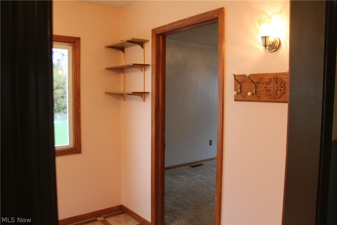 138 East Wilbeth Road Akron, OH 44301 - Photo 5 of 27 Gallery Image 5