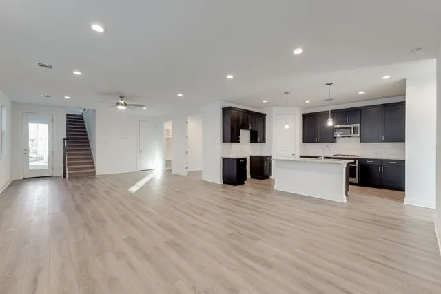 $415,990 | 424 Burlington Drive, Buda, TX 78610