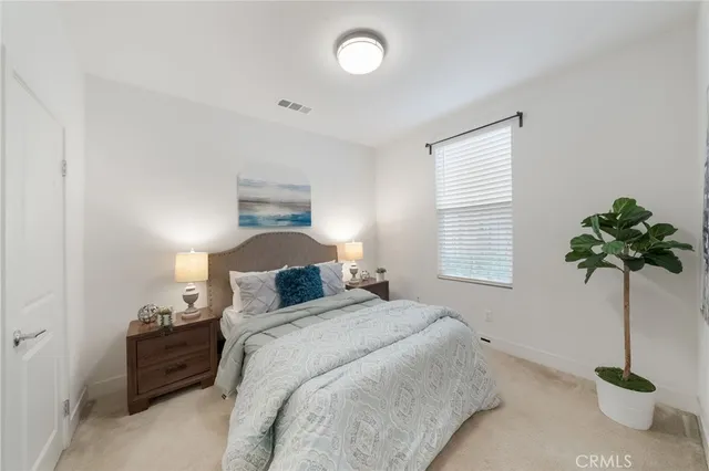 $899,990 | 612 West Tribella Court, Santa Ana, CA 92703