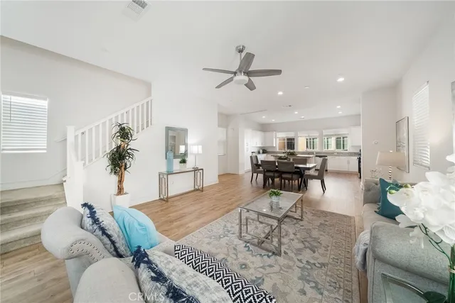 $899,990 | 612 West Tribella Court, Santa Ana, CA 92703