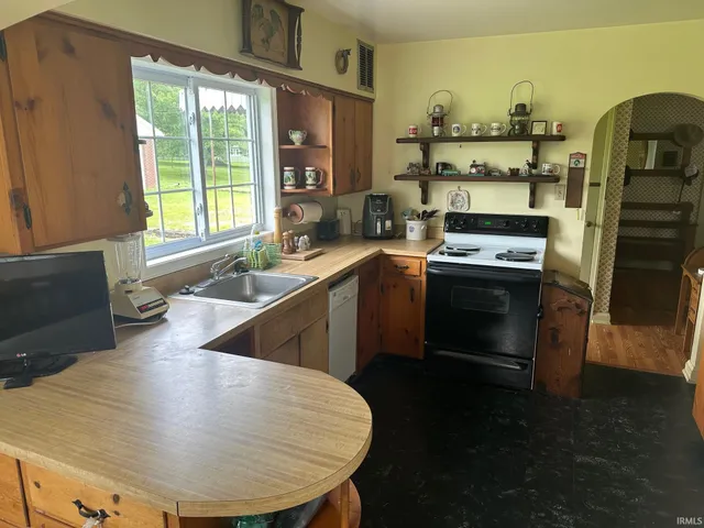 $250,000 | 9742 Highway 56, French Lick, IN 47432