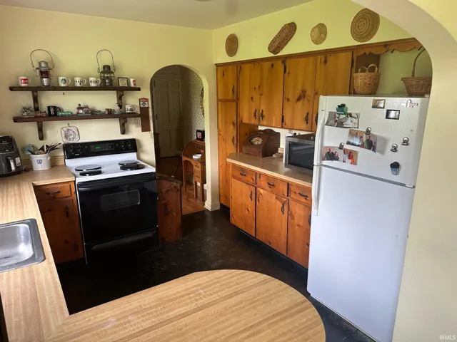 $250,000 | 9742 Highway 56, French Lick, IN 47432