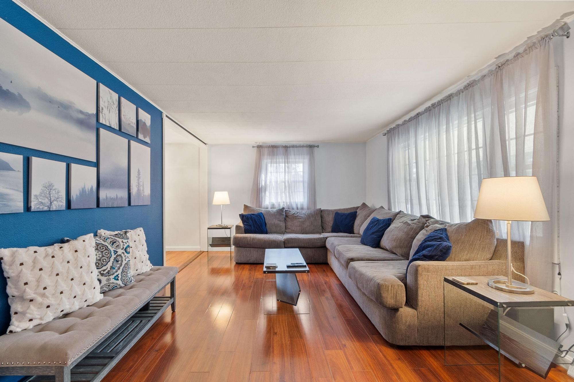 1256 Mammoth Road Pelham, NH 03076 - Photo 13 of 51