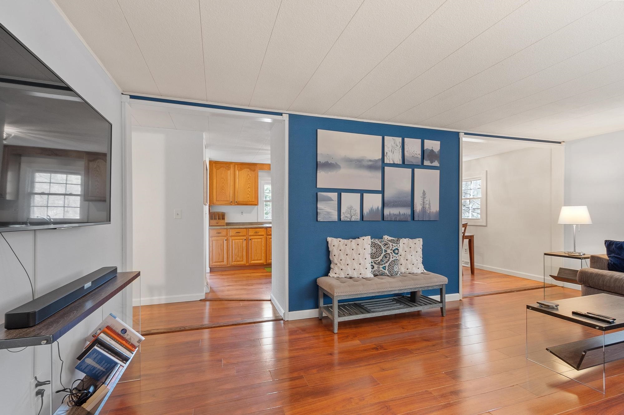 1256 Mammoth Road Pelham, NH 03076 - Photo 15 of 51