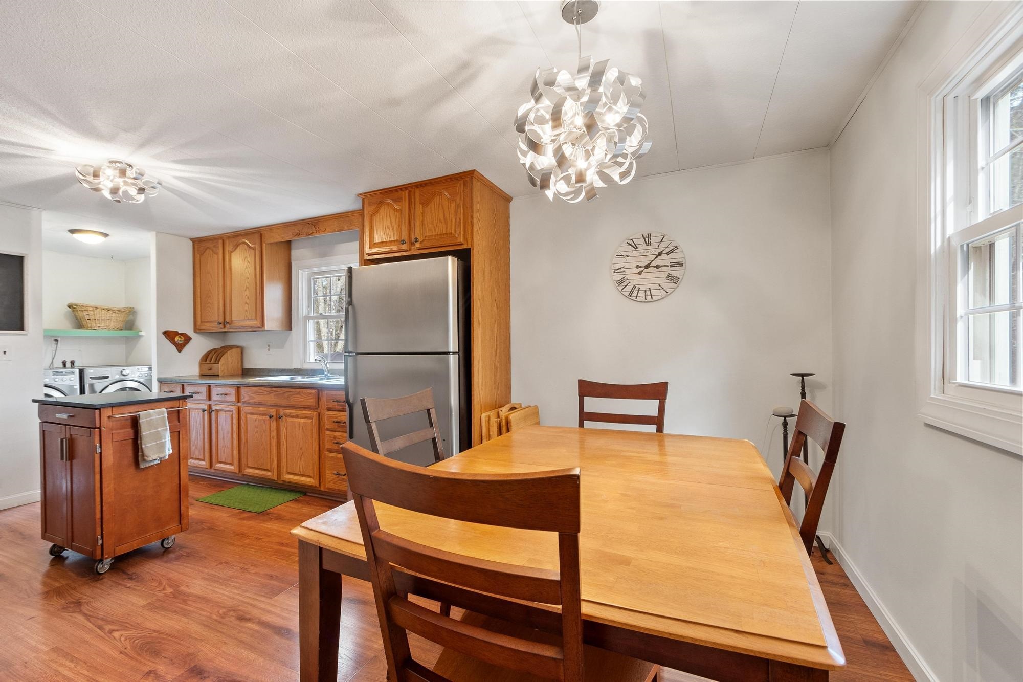 1256 Mammoth Road Pelham, NH 03076 - Photo 18 of 51