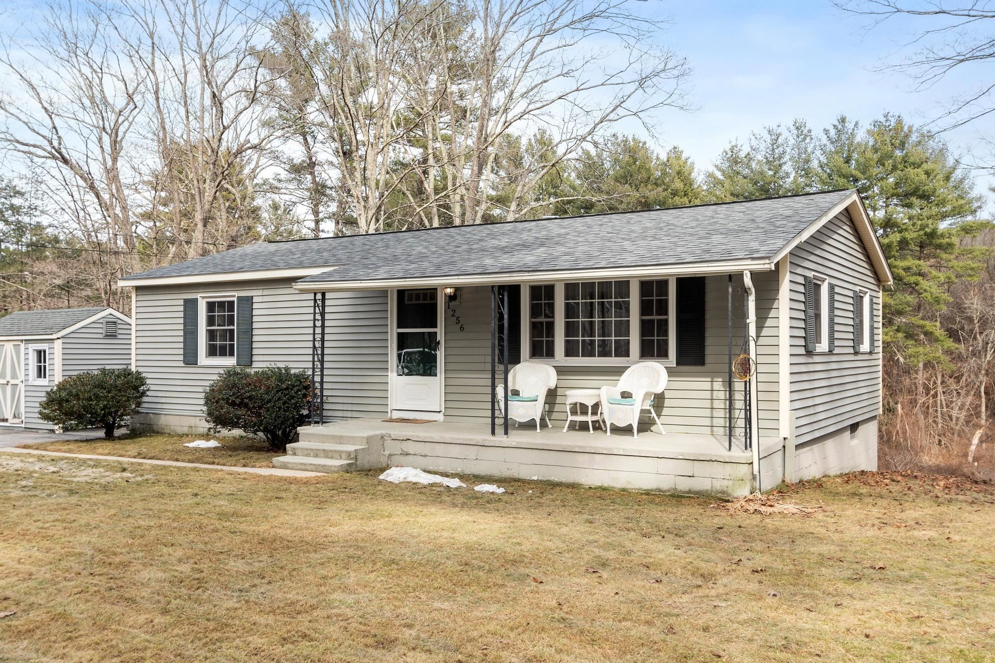 1256 Mammoth Road Pelham, NH 03076 - Photo 7 of 51