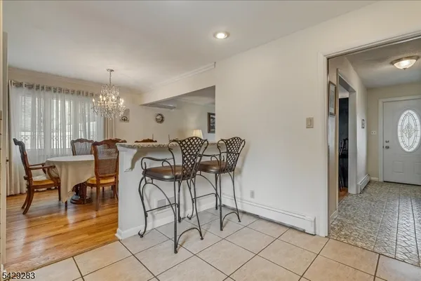 $899,000 | 40 Catherine Court, Cedar Grove, NJ 07009