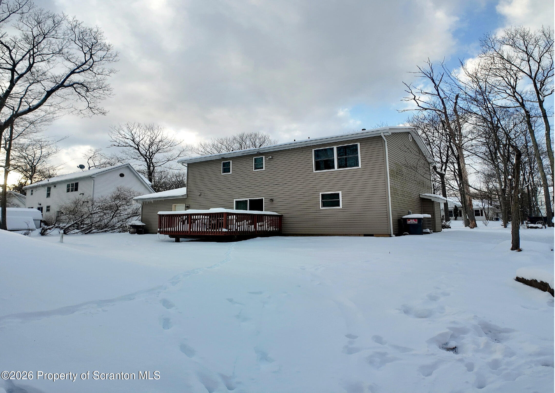 9135 Belvedere Road Tobyhanna, PA 18466 - Photo 4 of 12 exterior_listing_photo_5 (1)