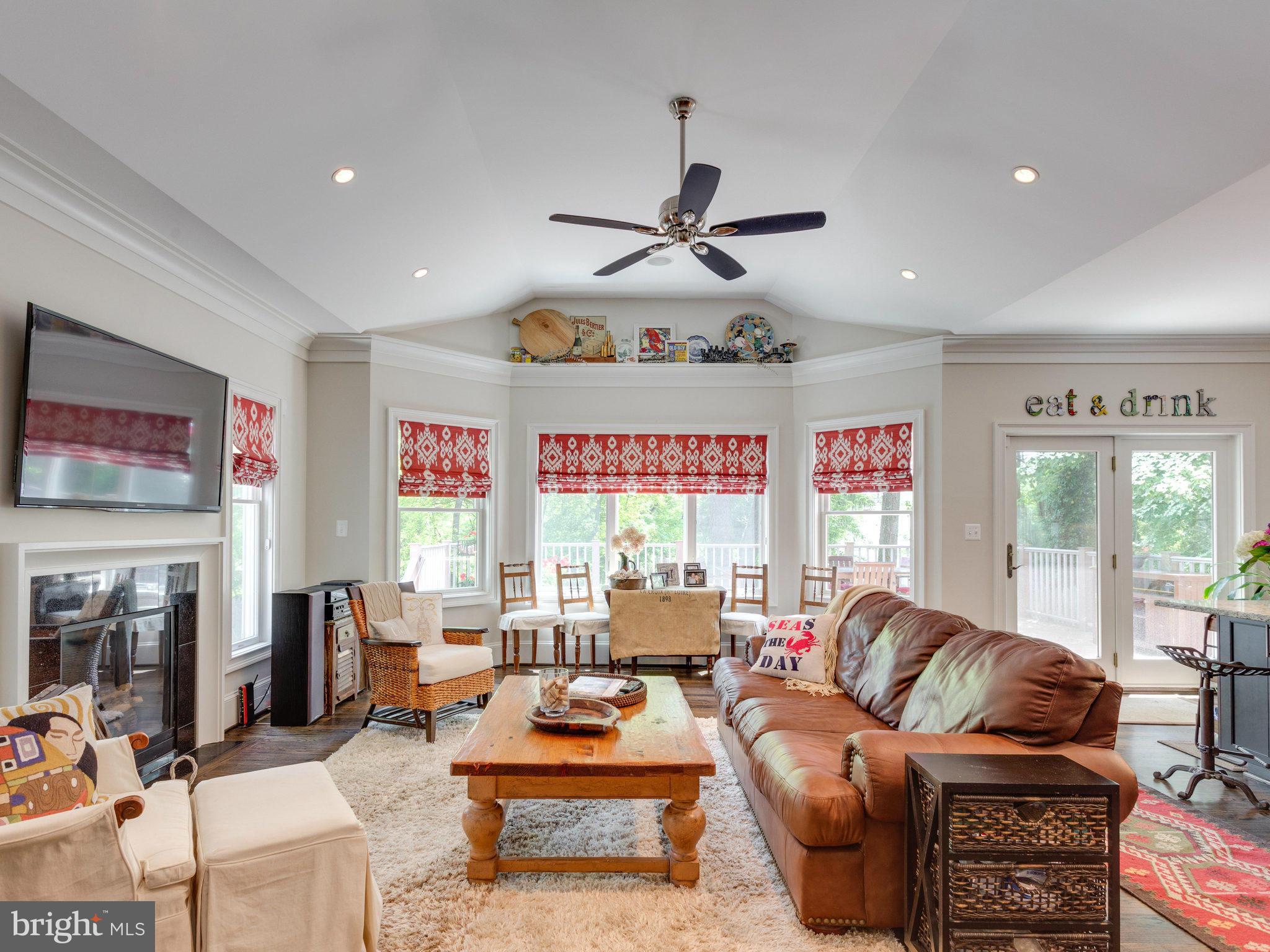 3224 Park View Road Chevy Chase, MD 20815 - Photo 7 of 29 Family Room