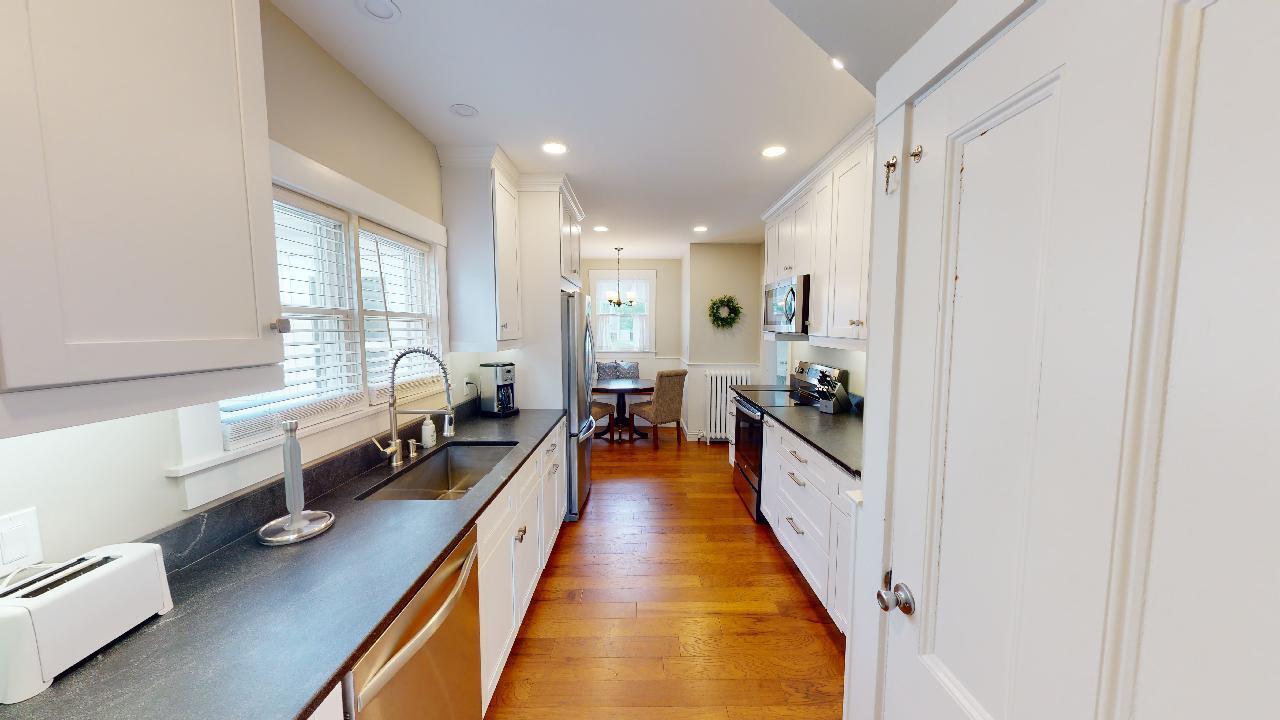 98 Fountain Street Bangor, ME 04401 - Photo 15 of 44 106-Fountain-02012023_160043