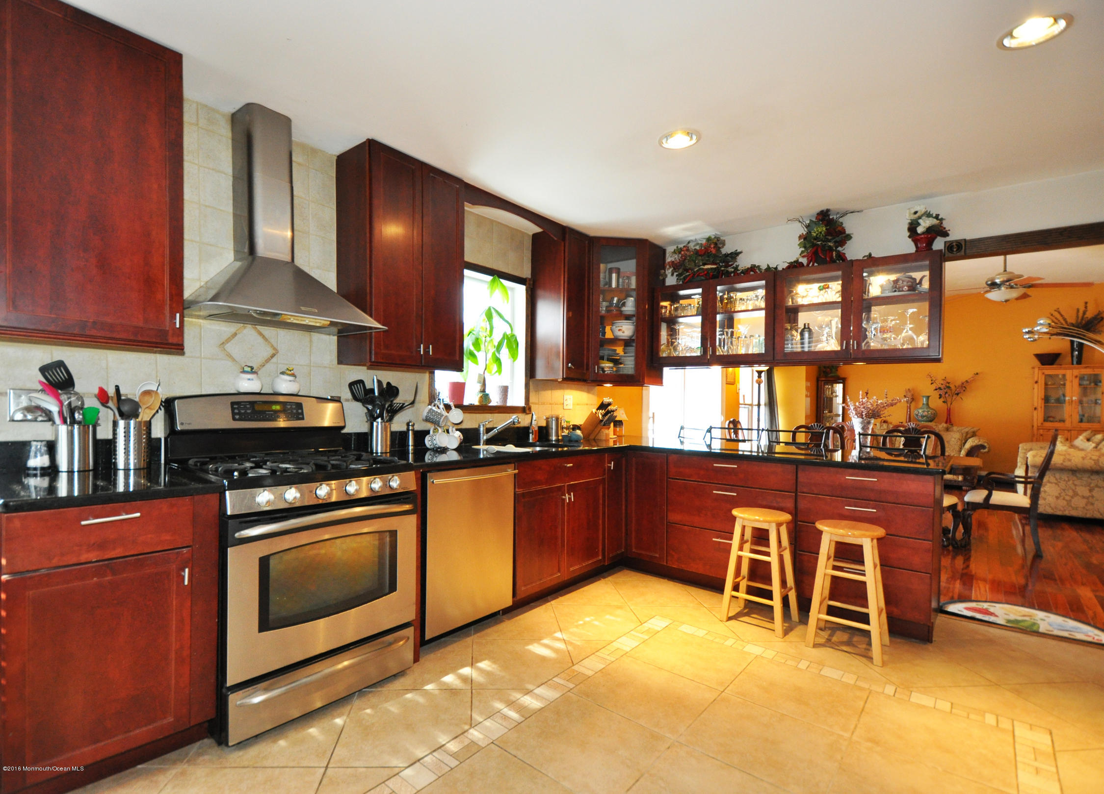 33 Millay Road Morganville, NJ 07751 - Photo 17 of 35 18MillayKitchen6