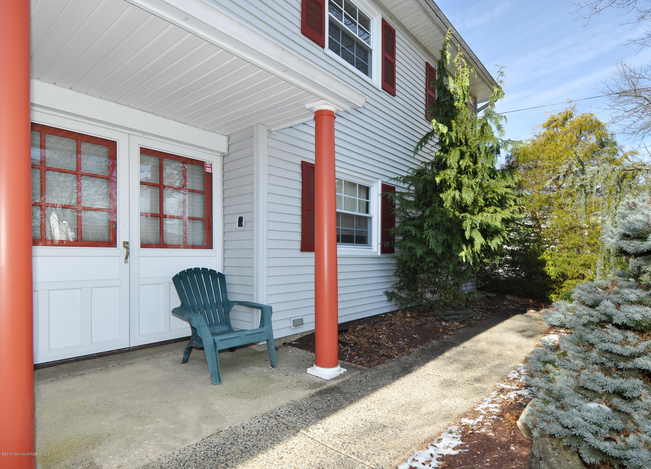 33 Millay Road Morganville, NJ 07751 - Photo 4 of 35 4MillayFront4