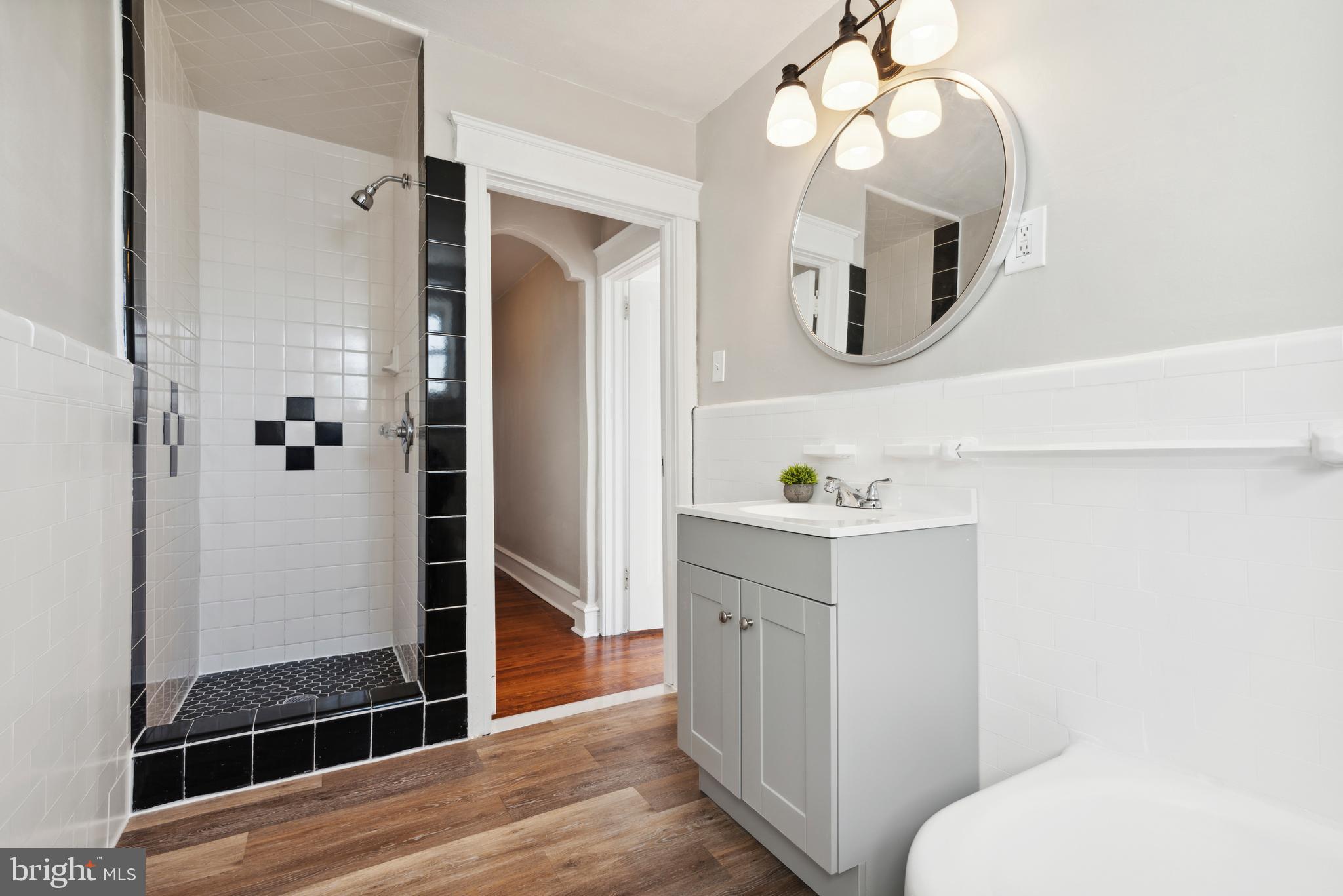 608 Arbor Road Cheltenham, PA 19012 - Photo 23 of 26 Full bathroom w/tub & stall shower
