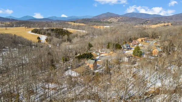 $529,900 | 109 Deertrack Drive, Forest, VA 24551