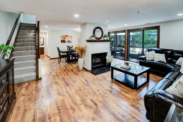 $549,900 | 559 Great Elm Way, Unit 559, Acton, MA 01718