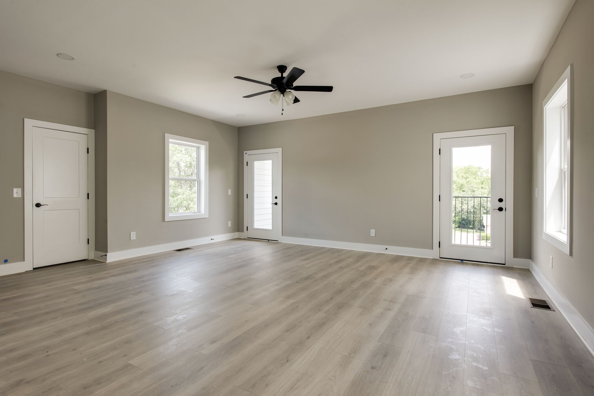1121 Lawrence Avenue, Unit 8 Madison, TN 37115 - Photo 17 of 34