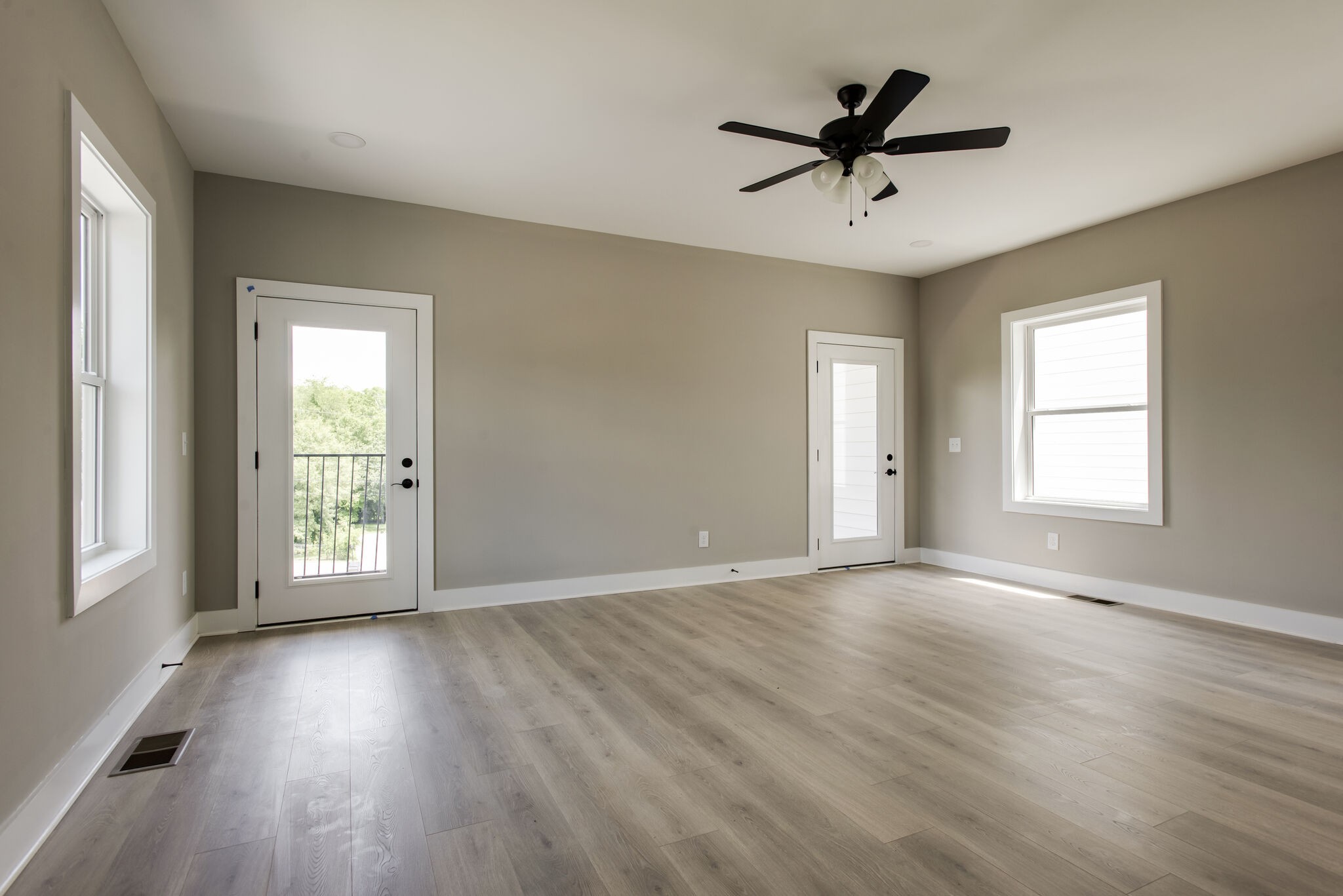 1121 Lawrence Avenue, Unit 8 Madison, TN 37115 - Photo 19 of 34