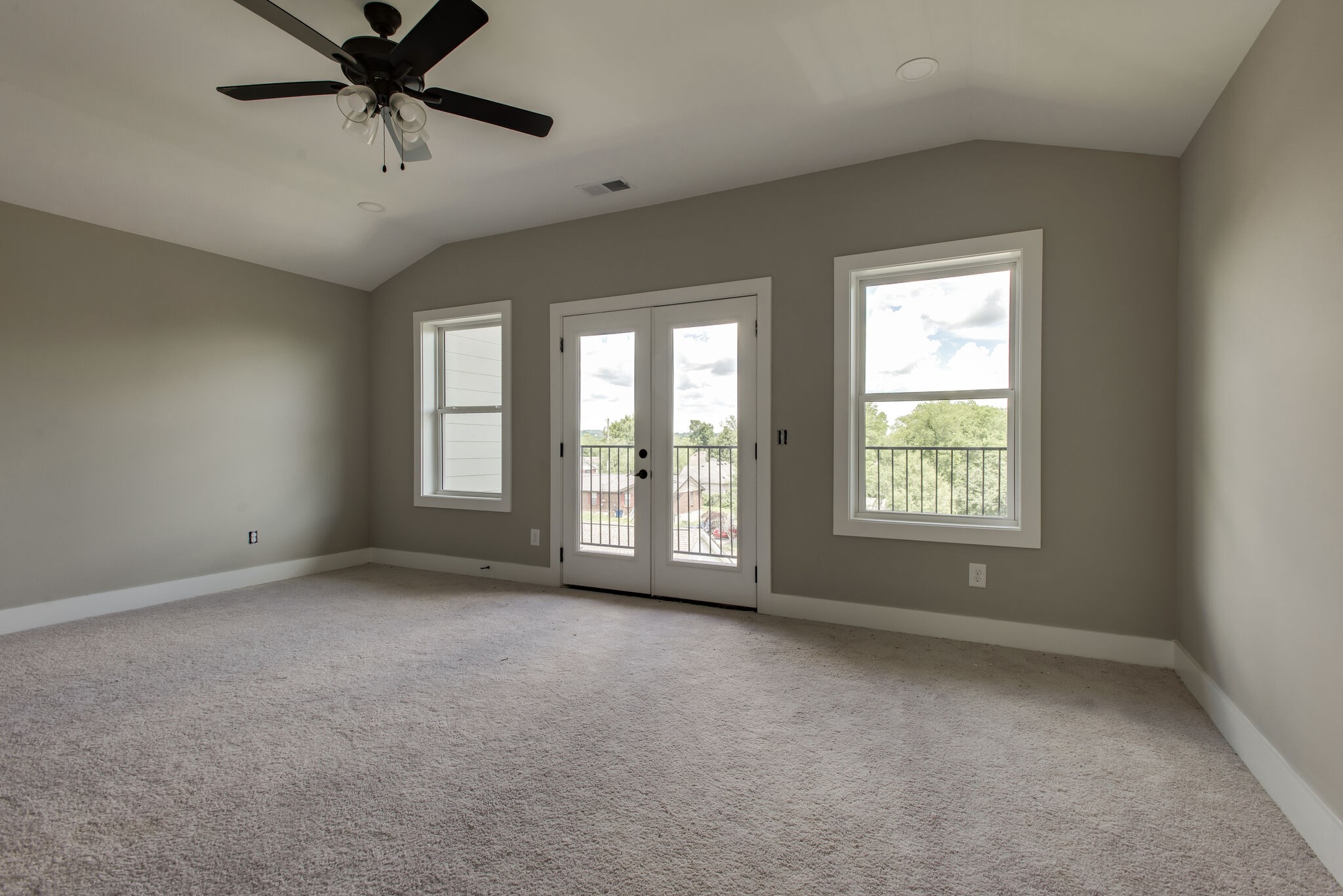 1121 Lawrence Avenue, Unit 8 Madison, TN 37115 - Photo 30 of 34