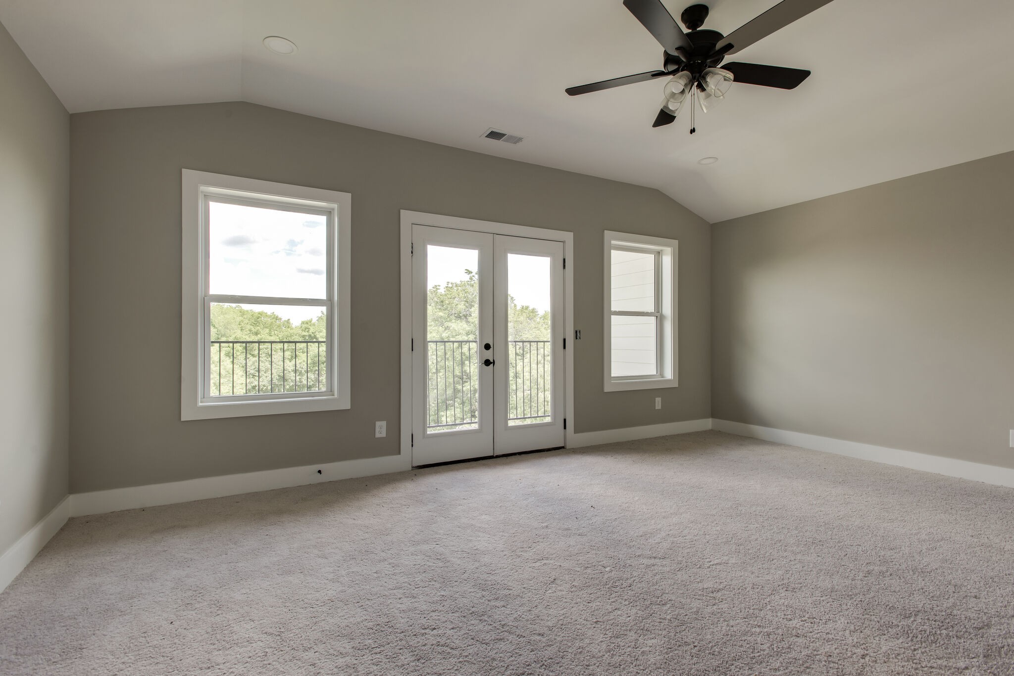 1121 Lawrence Avenue, Unit 8 Madison, TN 37115 - Photo 31 of 34