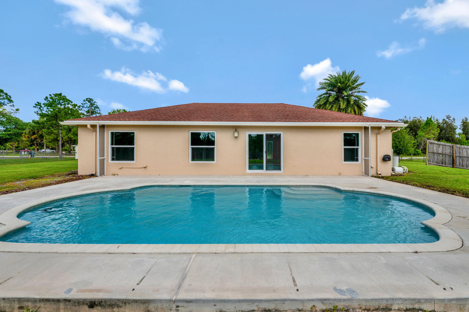 16182 93rd Road North The Acreage, FL 33470 - Photo 17 of 21 16182 93rd Rd N Loxahatchee FL-large-006