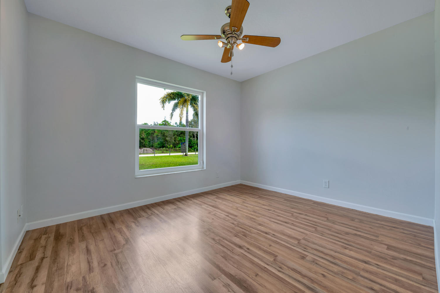 16182 93rd Road North The Acreage, FL 33470 - Photo 3 of 21 16182 93rd Rd N Loxahatchee FL-large-008