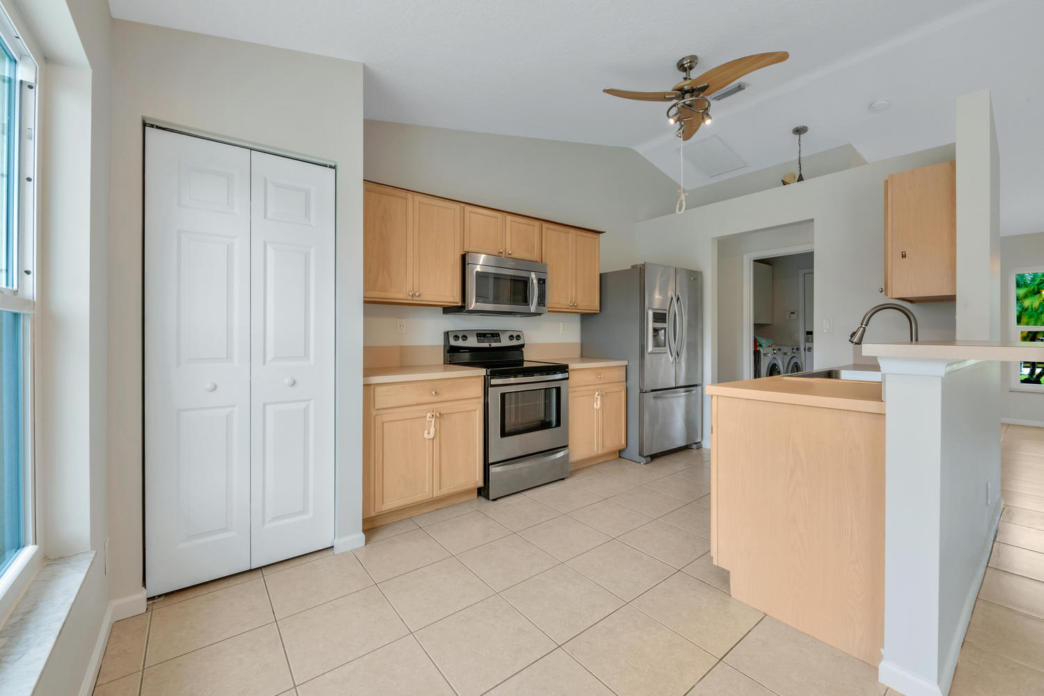 16182 93rd Road North The Acreage, FL 33470 - Photo 8 of 21 16182 93rd Rd N Loxahatchee FL-large-014