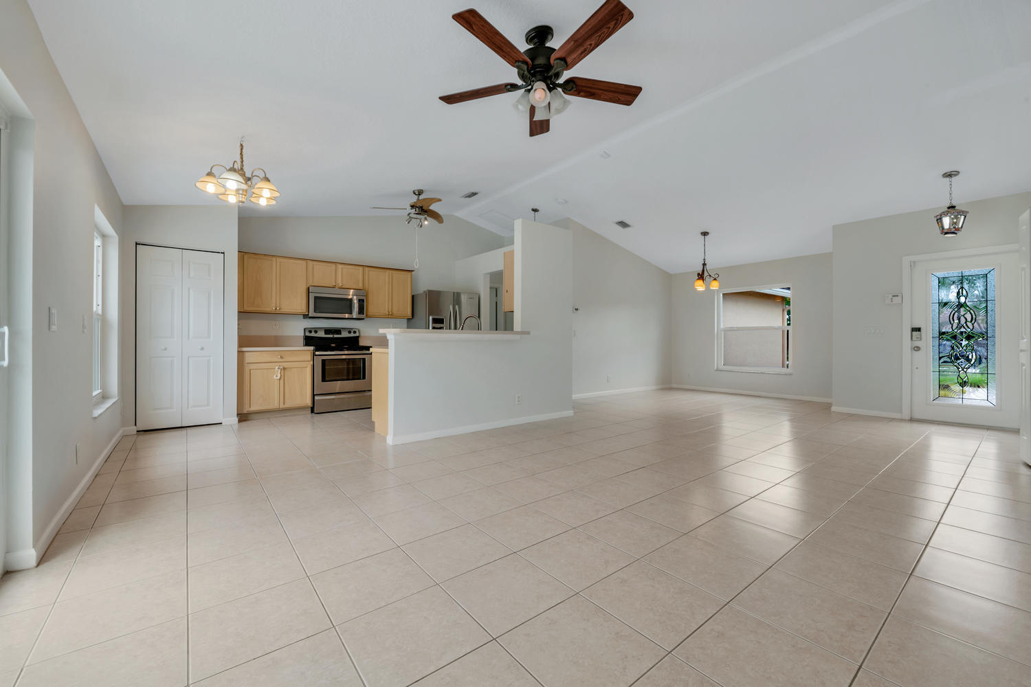 16182 93rd Road North The Acreage, FL 33470 - Photo 9 of 21 16182 93rd Rd N Loxahatchee FL-large-012