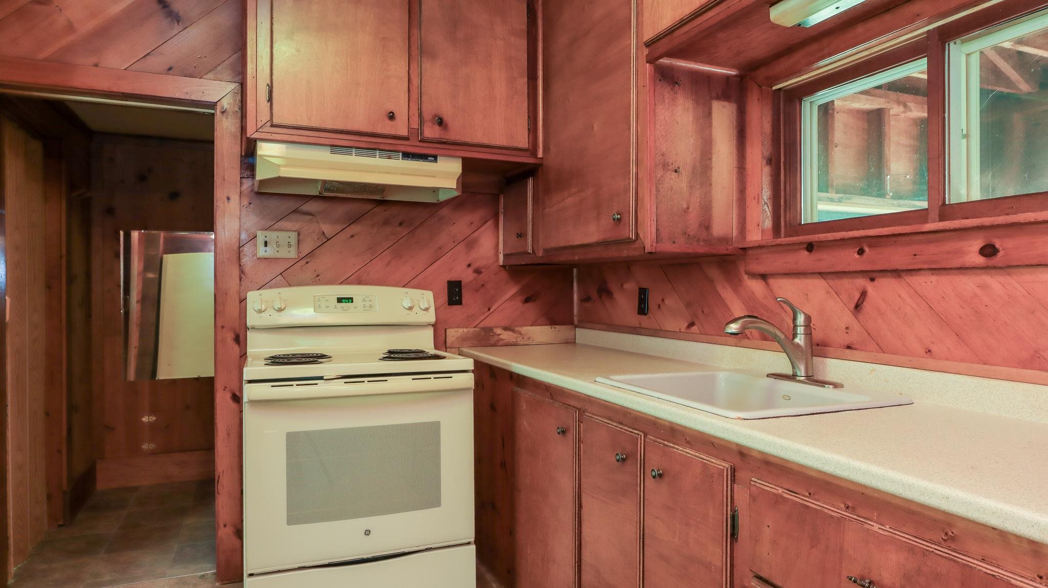 141 Saunders Hill Road New Boston, NH 03070 - Photo 5 of 34