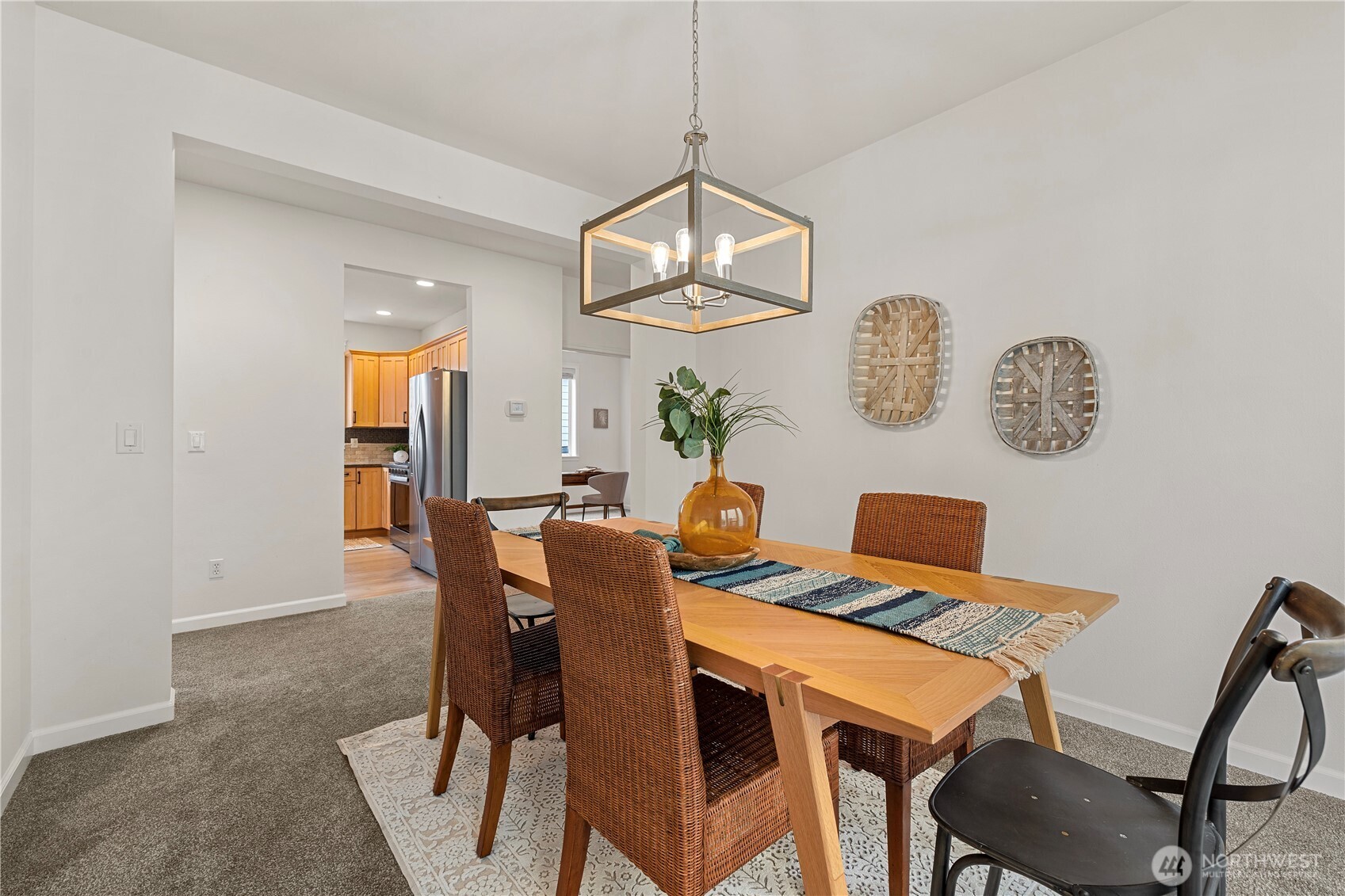 319 Shadow Place Southeast Renton, WA 98059 - Photo 17 of 40