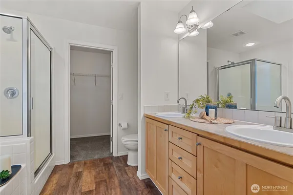 $1,025,000 | 319 Shadow Place Southeast, Renton, WA 98059
