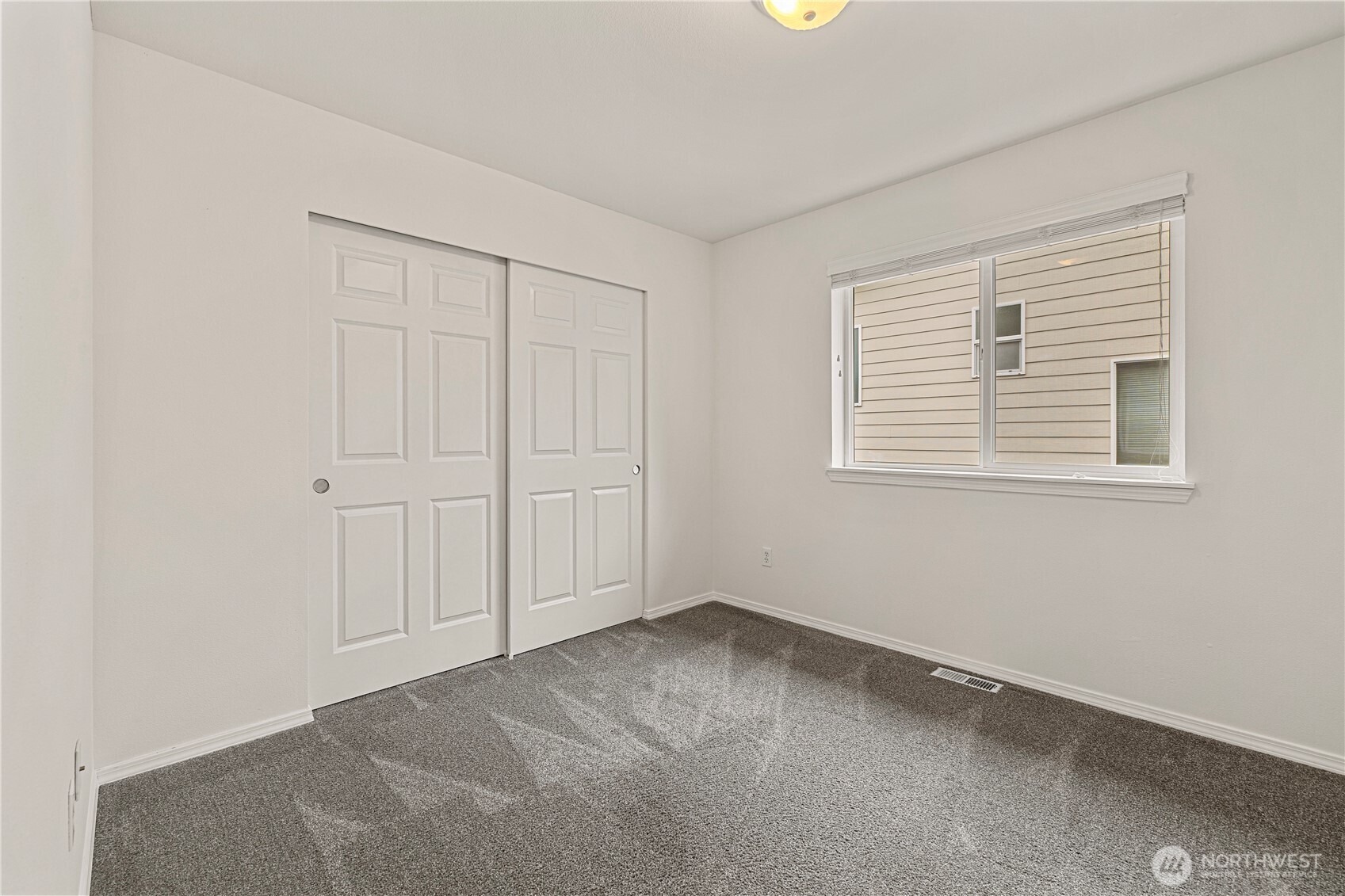 319 Shadow Place Southeast Renton, WA 98059 - Photo 28 of 40