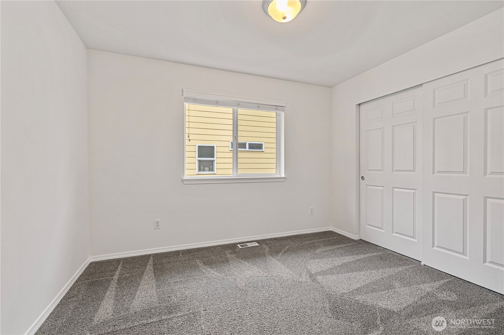 319 Shadow Place Southeast Renton, WA 98059 - Photo 29 of 40