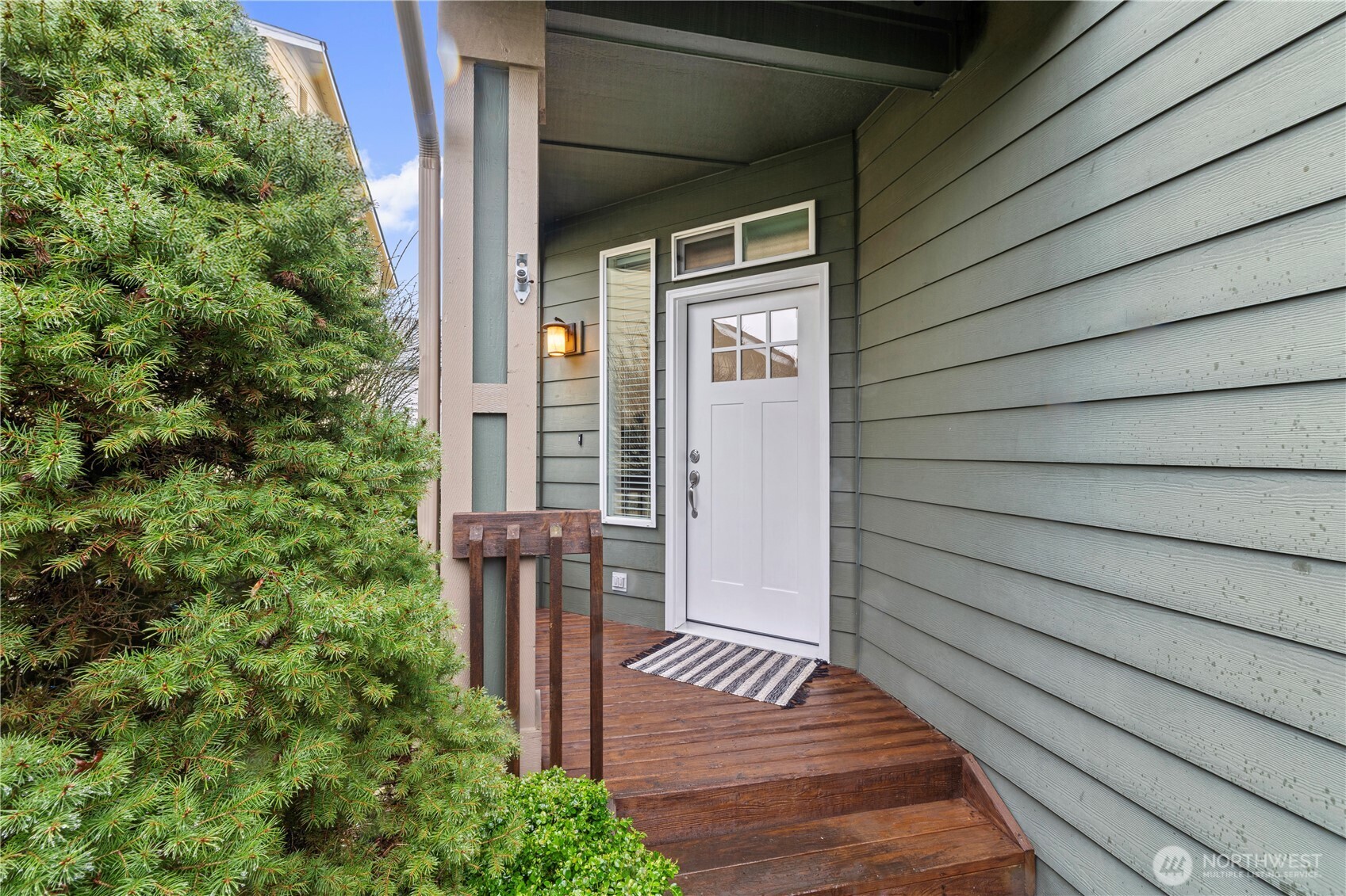 319 Shadow Place Southeast Renton, WA 98059 - Photo 3 of 40