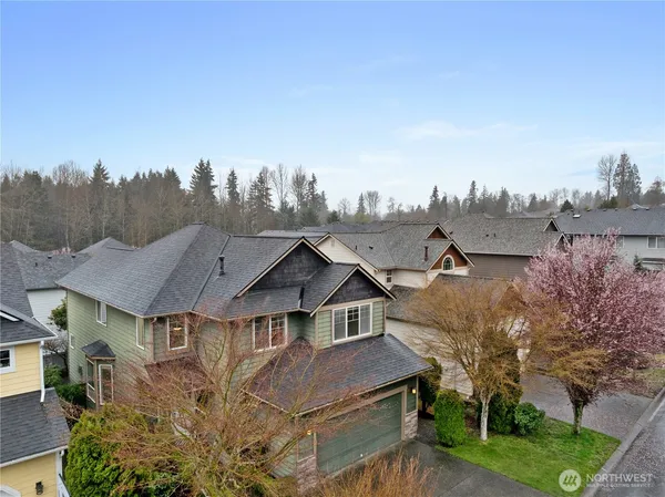 $1,025,000 | 319 Shadow Place Southeast, Renton, WA 98059