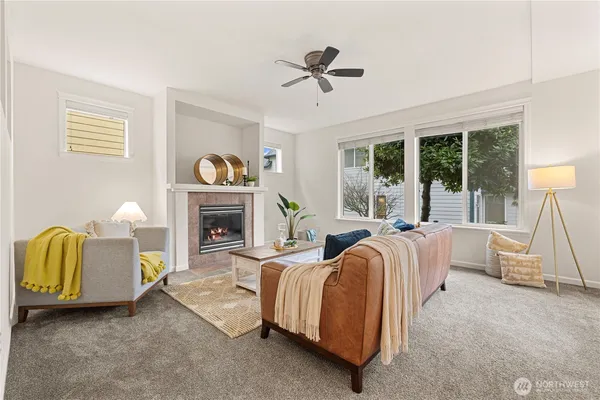 $1,025,000 | 319 Shadow Place Southeast, Renton, WA 98059