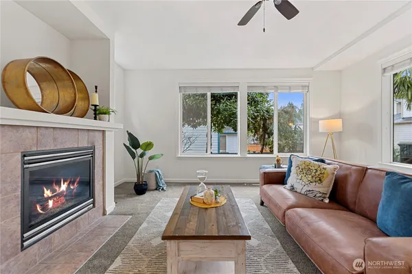$1,025,000 | 319 Shadow Place Southeast, Renton, WA 98059