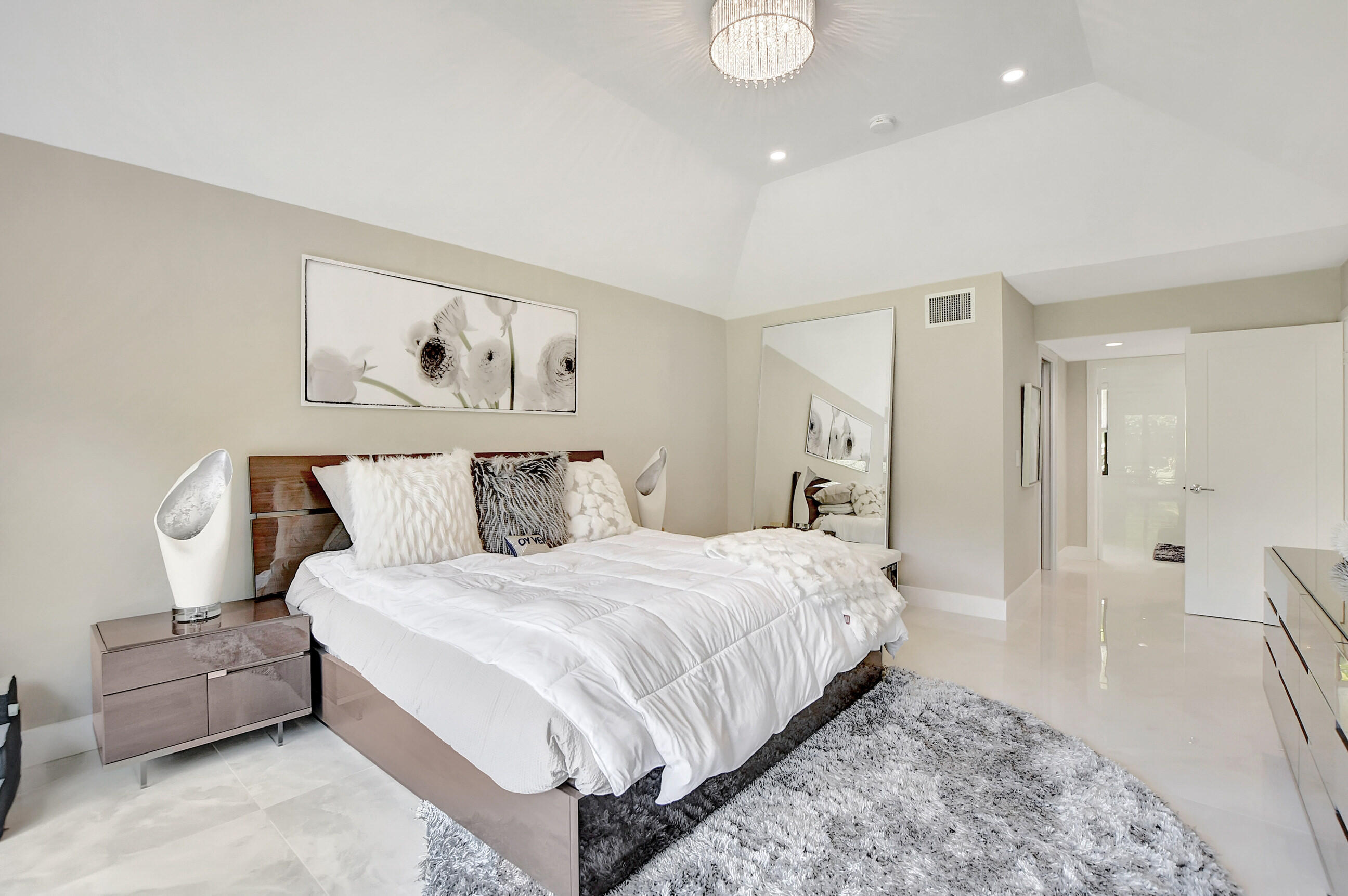 20109 Waters Edge Drive, Unit 302 Boca Raton, FL 33434 - Photo 18 of 46 21_ebf_1566