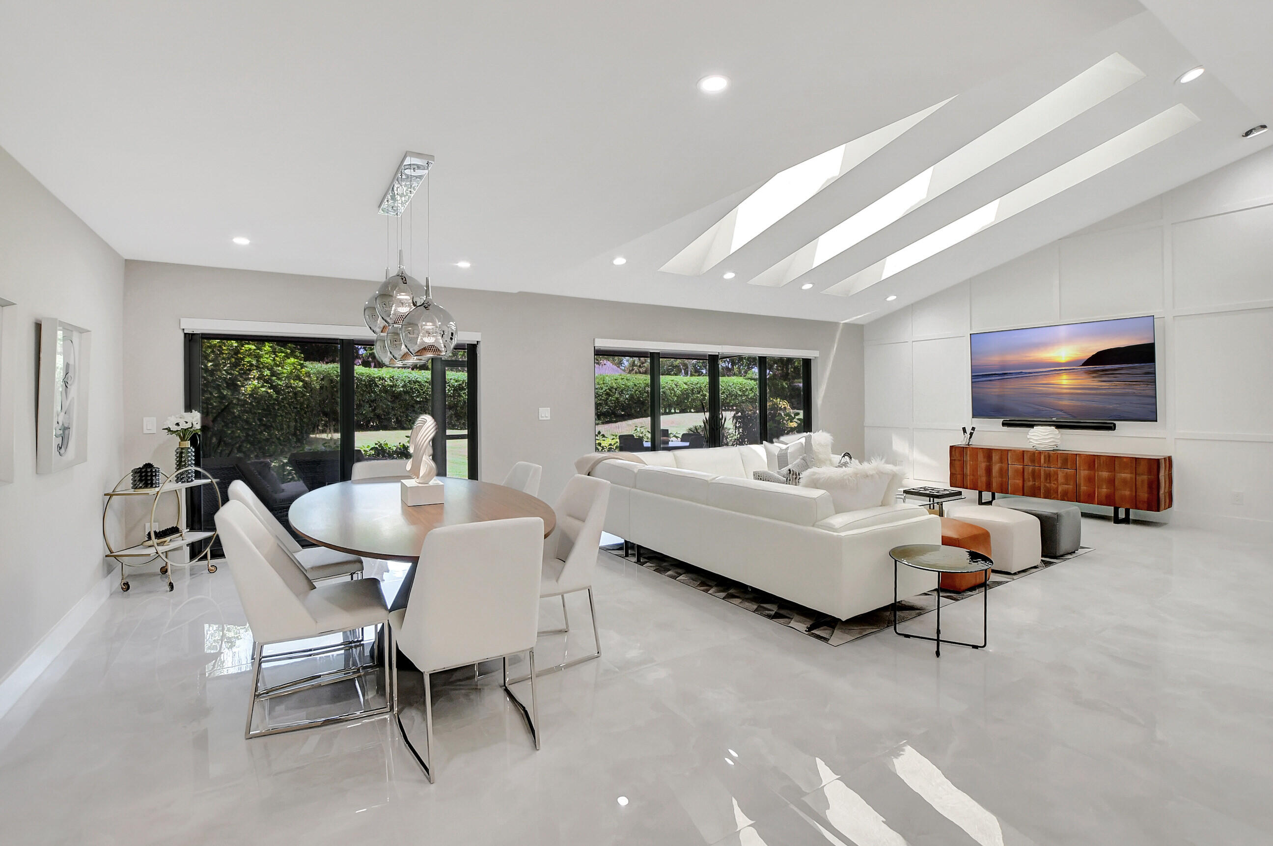 20109 Waters Edge Drive, Unit 302 Boca Raton, FL 33434 - Photo 9 of 46 11_ebf_1516