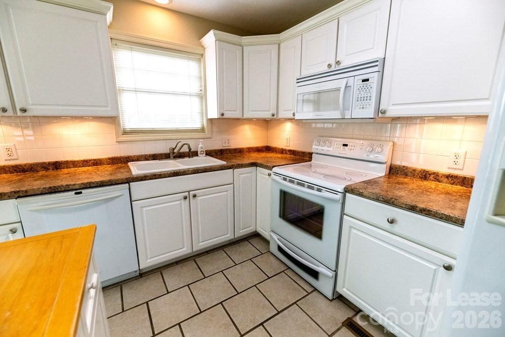 3860 Glendale Road Galax, VA 24333 - Photo 12 of 20