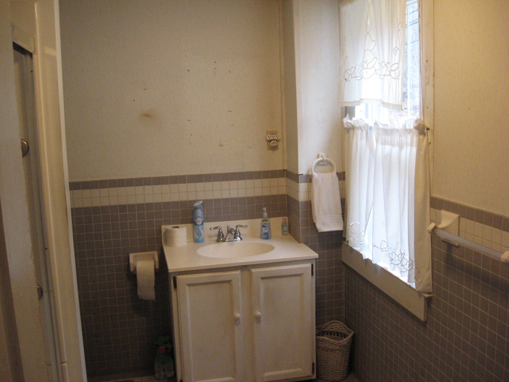 437 Millers Falls Road Northfield, MA 01360 - Photo 11 of 21 Gallery Image 11