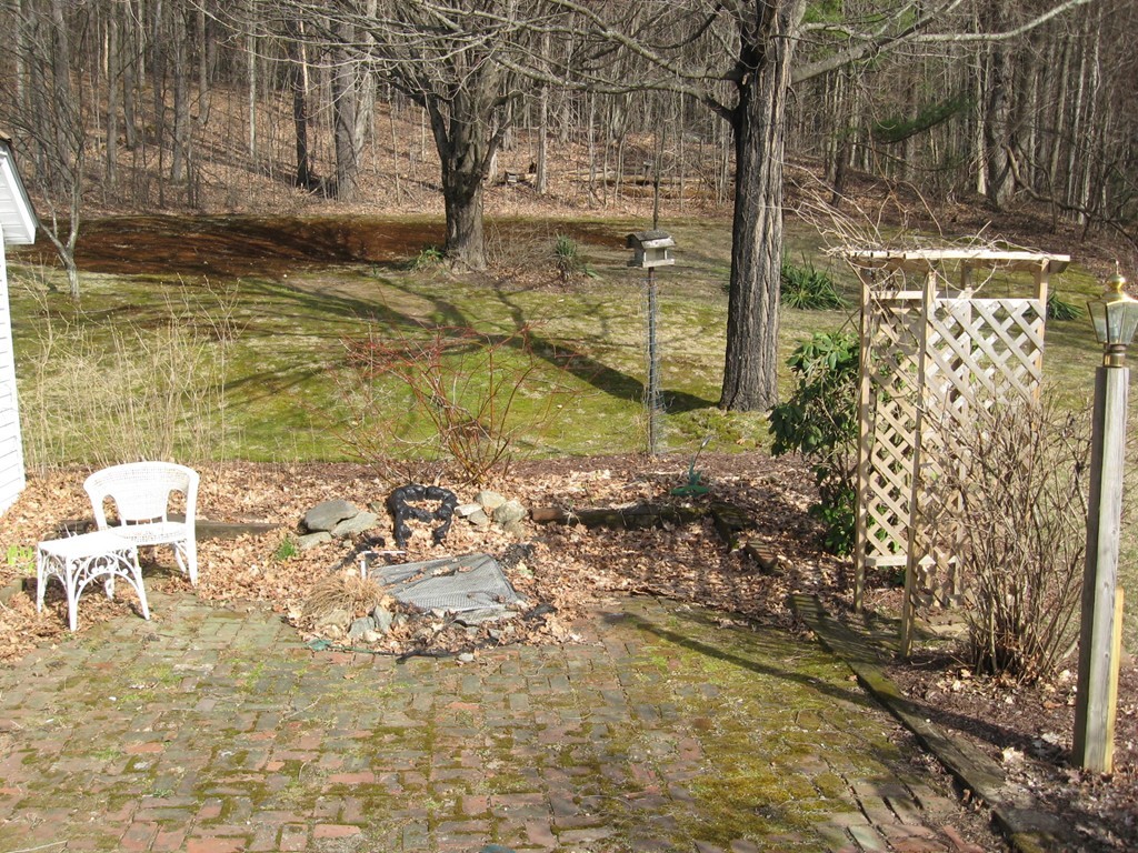 437 Millers Falls Road Northfield, MA 01360 - Photo 6 of 21 Gallery Image 6