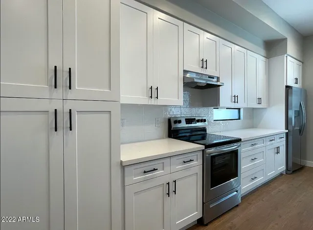 $2,595 | 3215 East Flower Street, Unit 11, Phoenix, AZ 85018