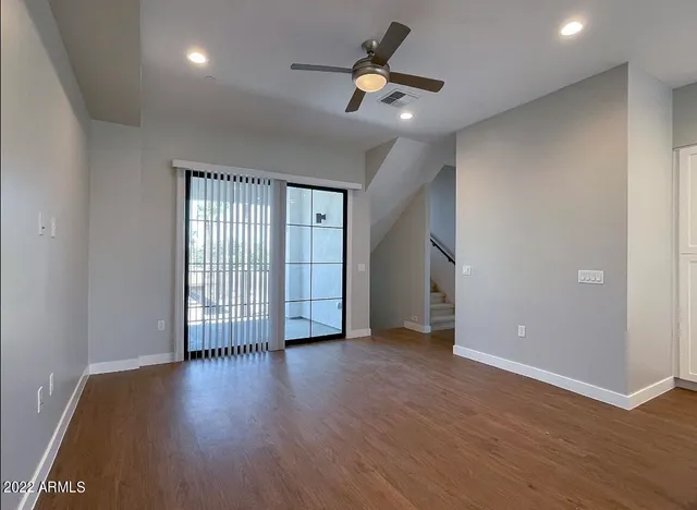 $2,595 | 3215 East Flower Street, Unit 11, Phoenix, AZ 85018